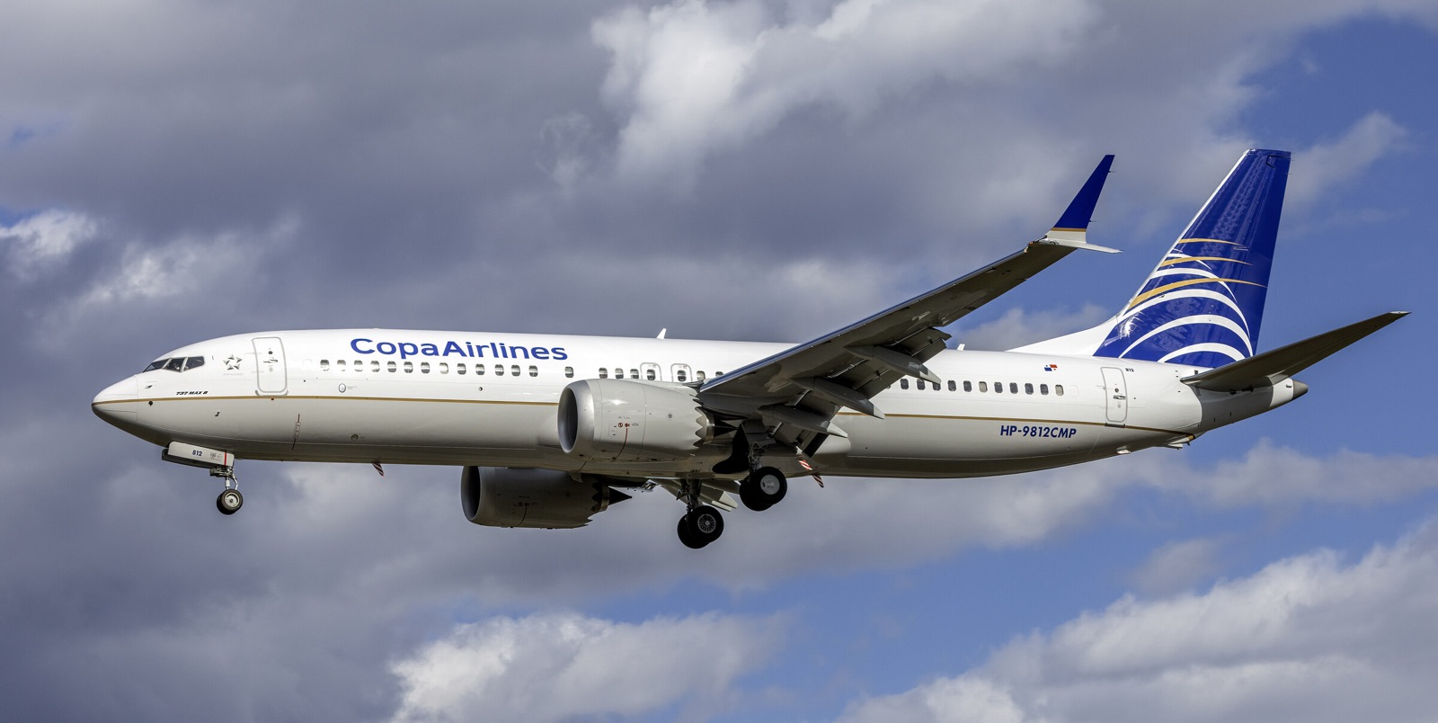 Avión de Copa Airlines en vuelo